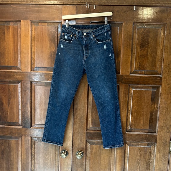 Levi’s 501 Jeans Womens 27 X 25 Blue Distressed Button Fly Denim Pants Short - Picture 1 of 12